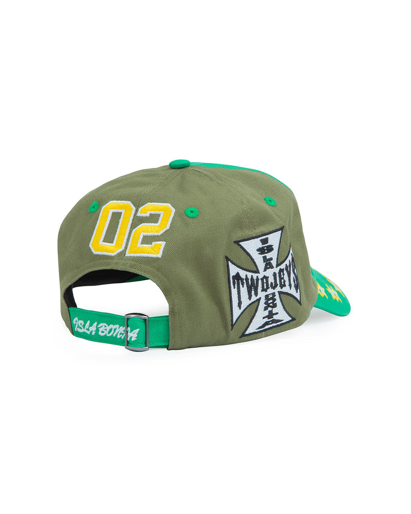 Gorra verde bordada