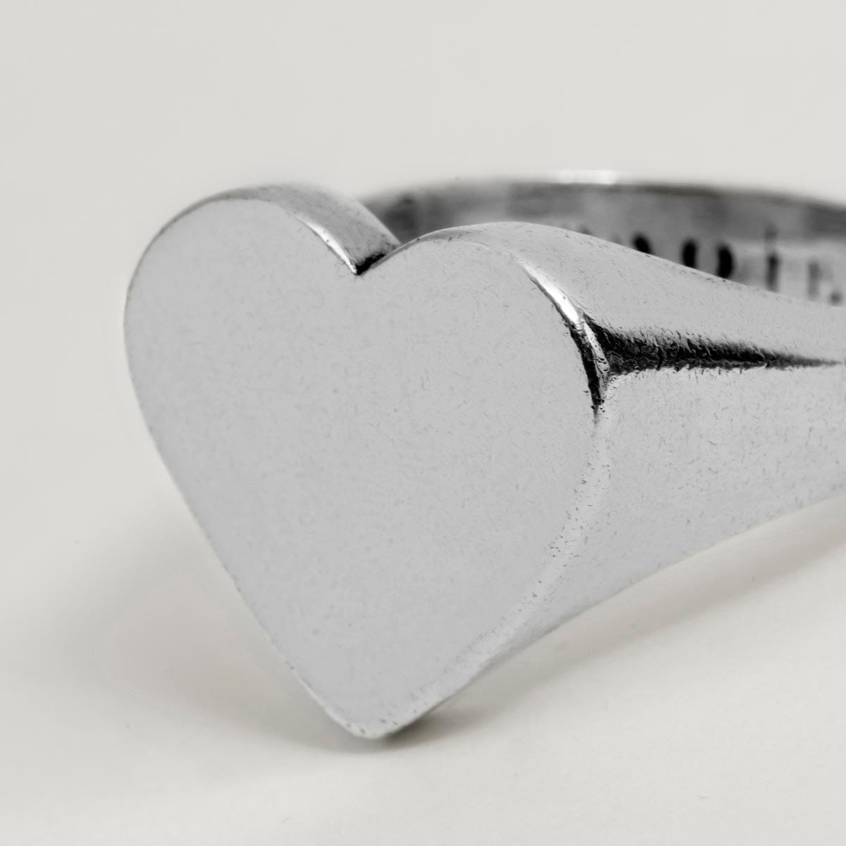 Twojeys rings Full Heart Ring