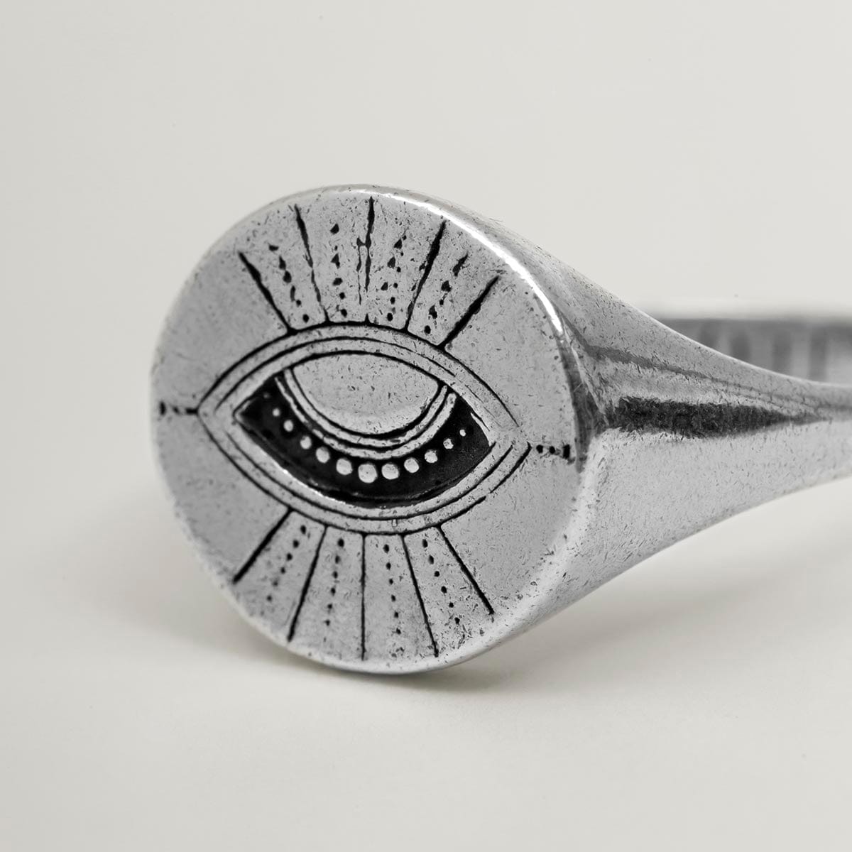 Twojeys rings The Eye Ring
