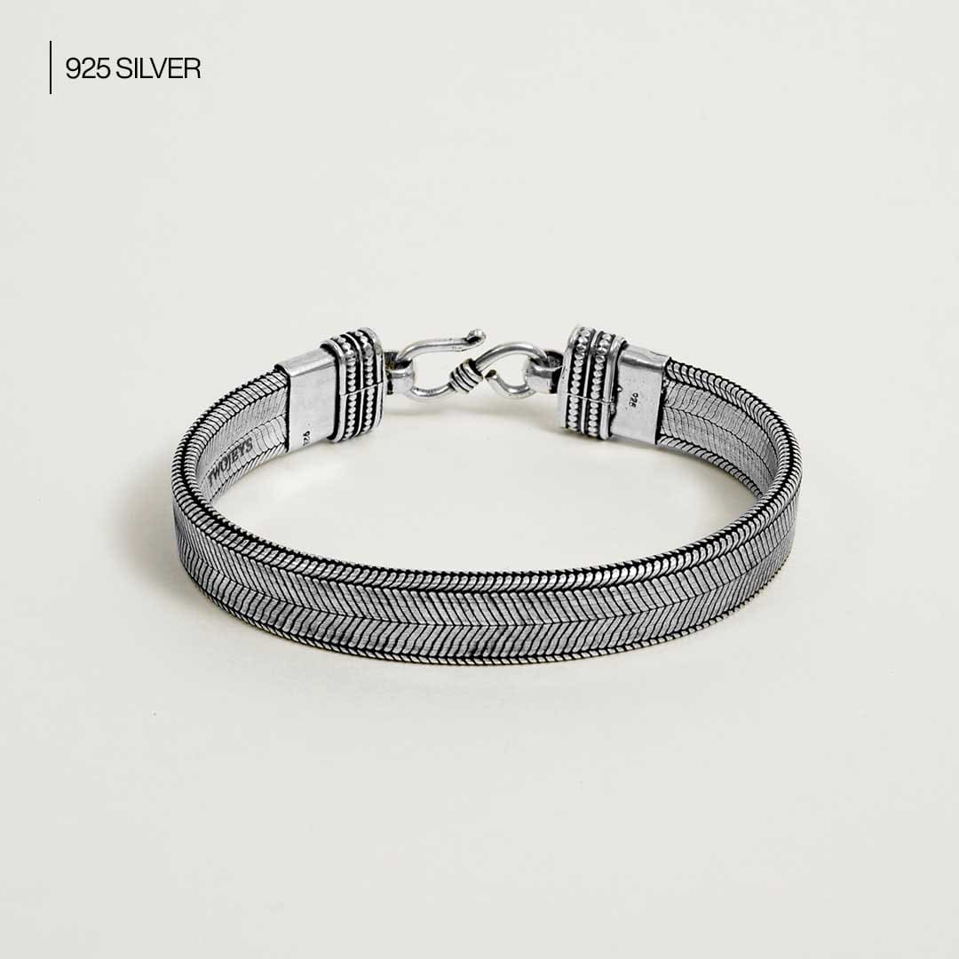 Plain Classic Bracelet