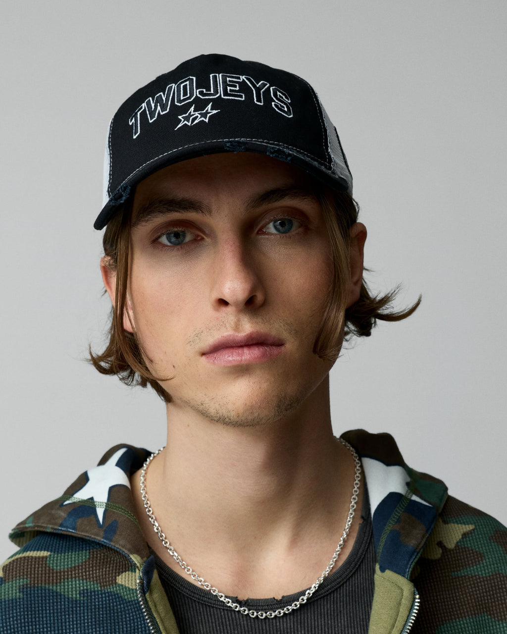 Black Icon Trucker