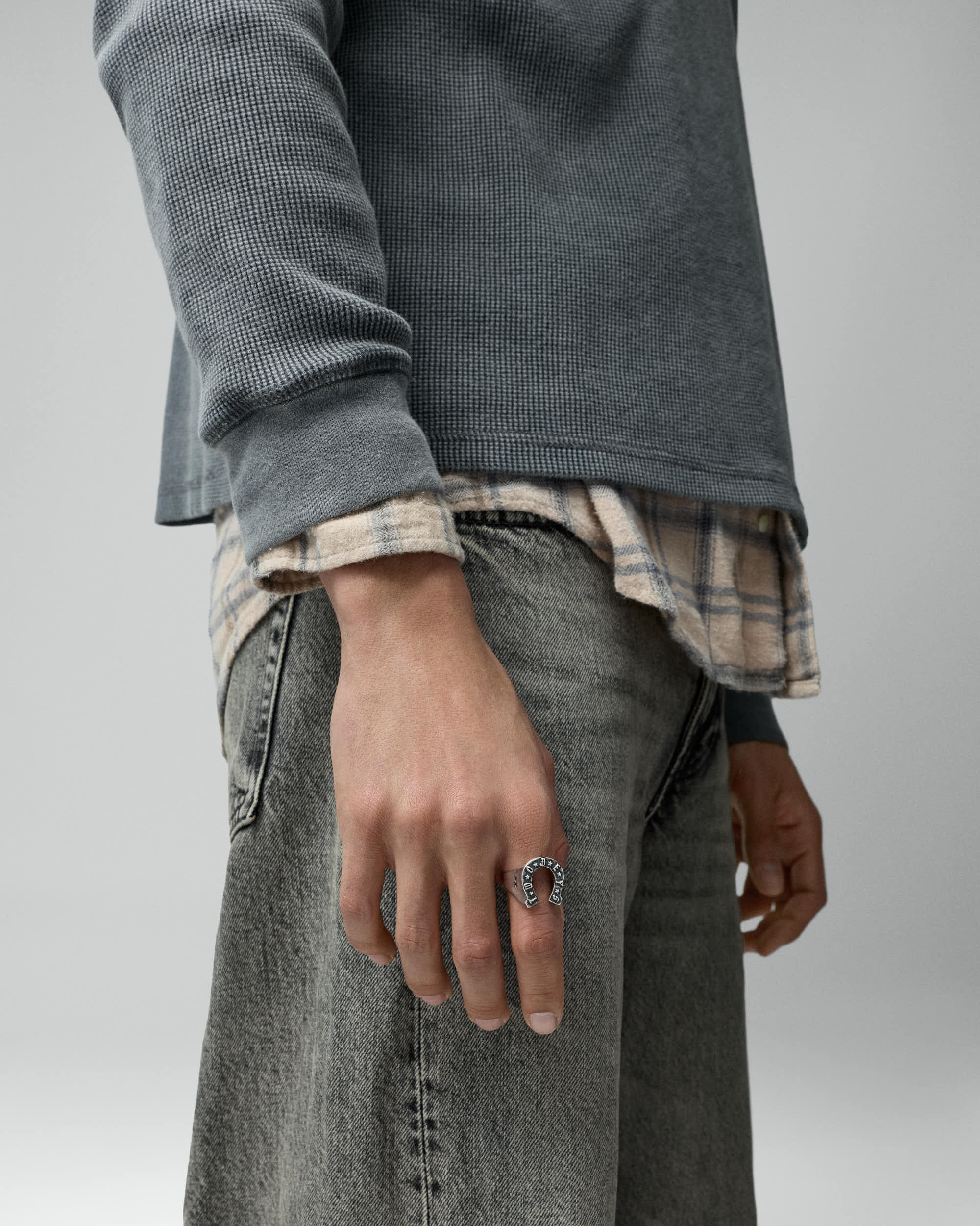 TJ Horseshoe Ring – Twojeys