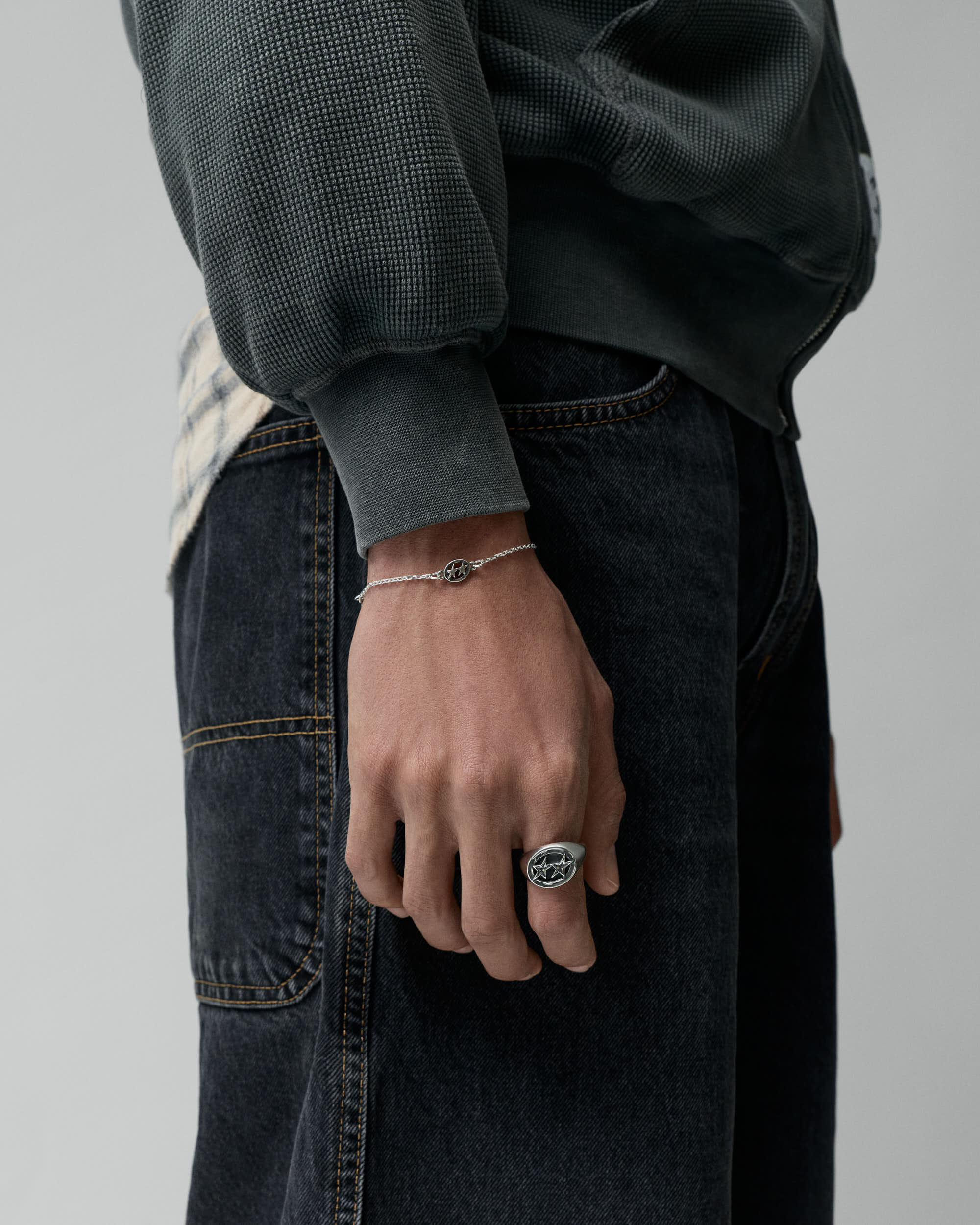 Icon Signet Ring – Twojeys