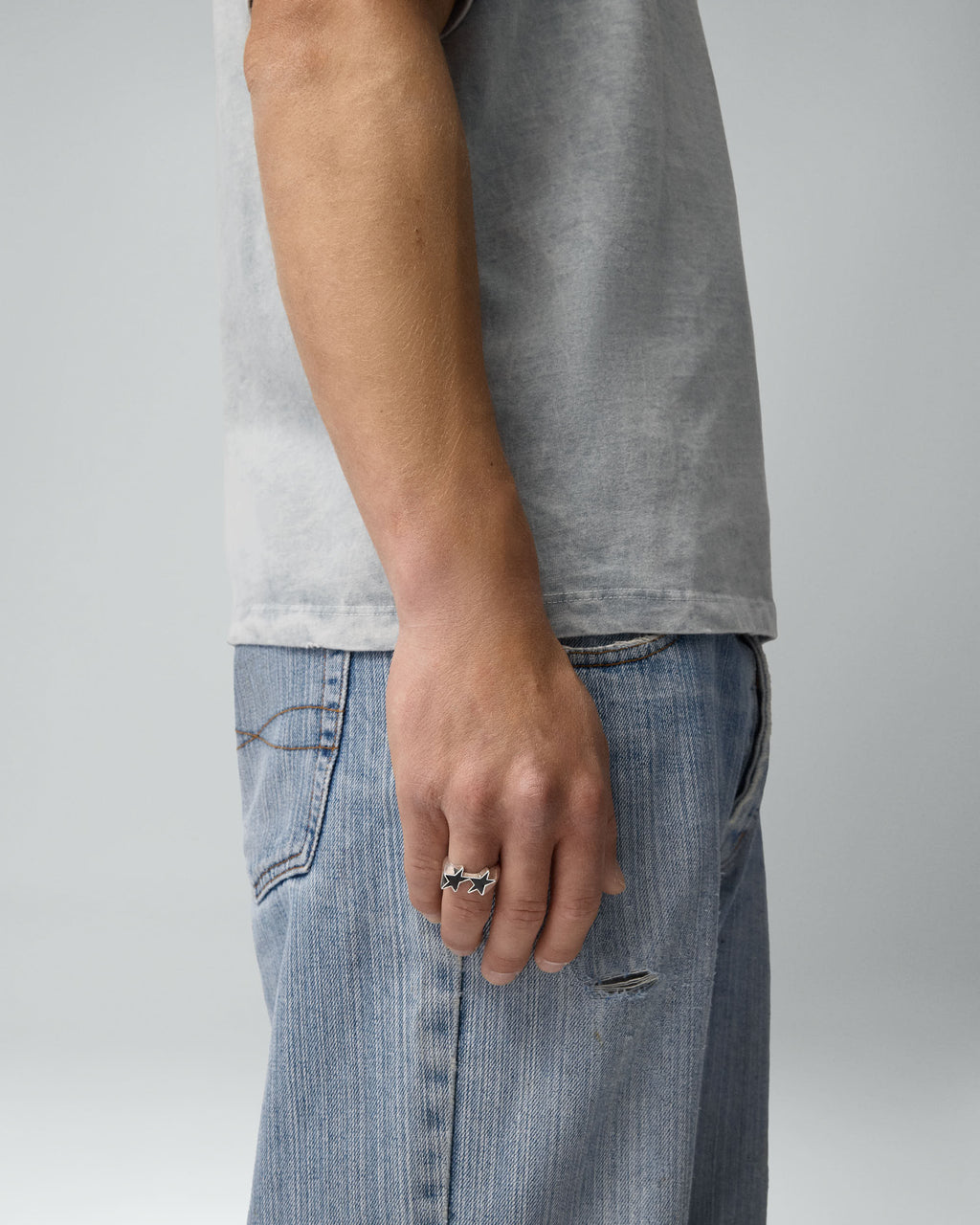 Icon Black Enameled Single Ring