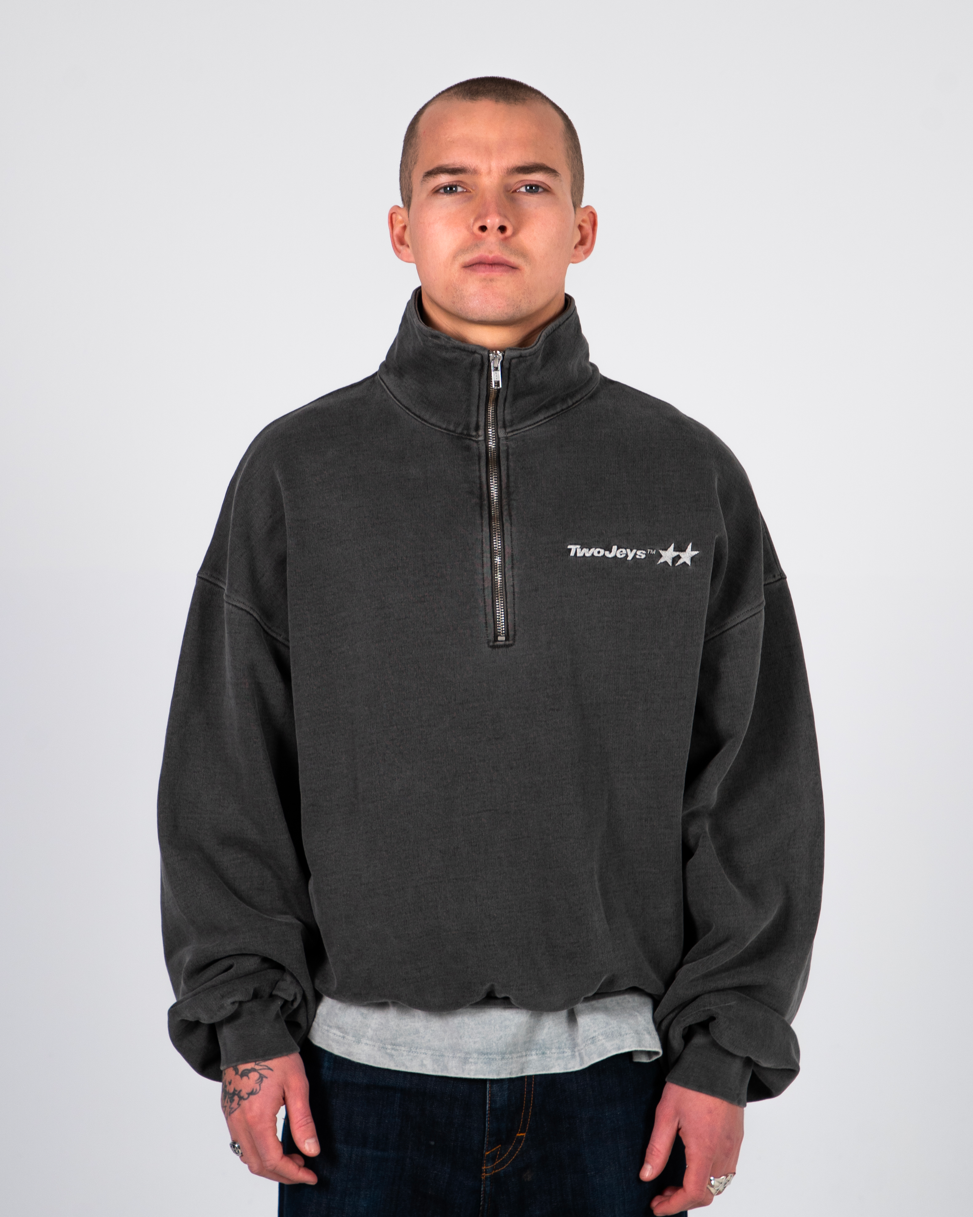 Icon Antracita Quarter Zip – Twojeys Icon Antracita Quarter Zip – Twojeys