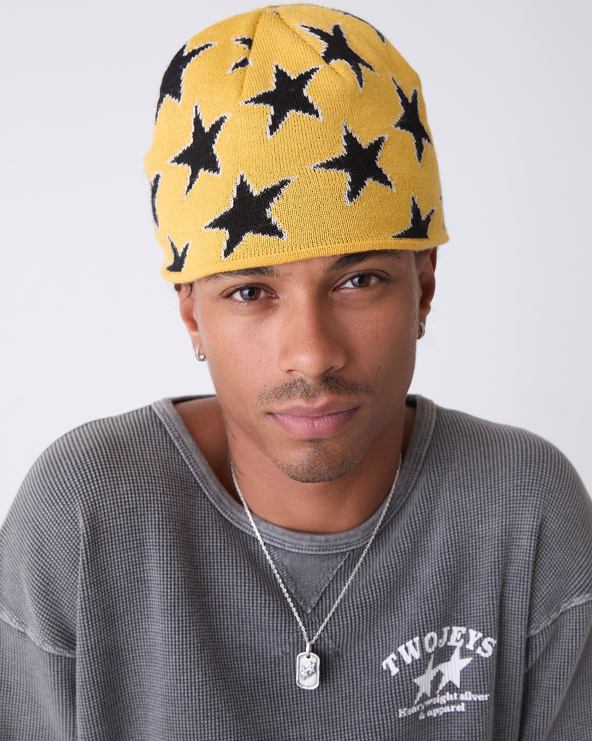 ERL star beanie スター ビーニー　ポーカーズ ホワイト ウール ビーニー ブラックスター
