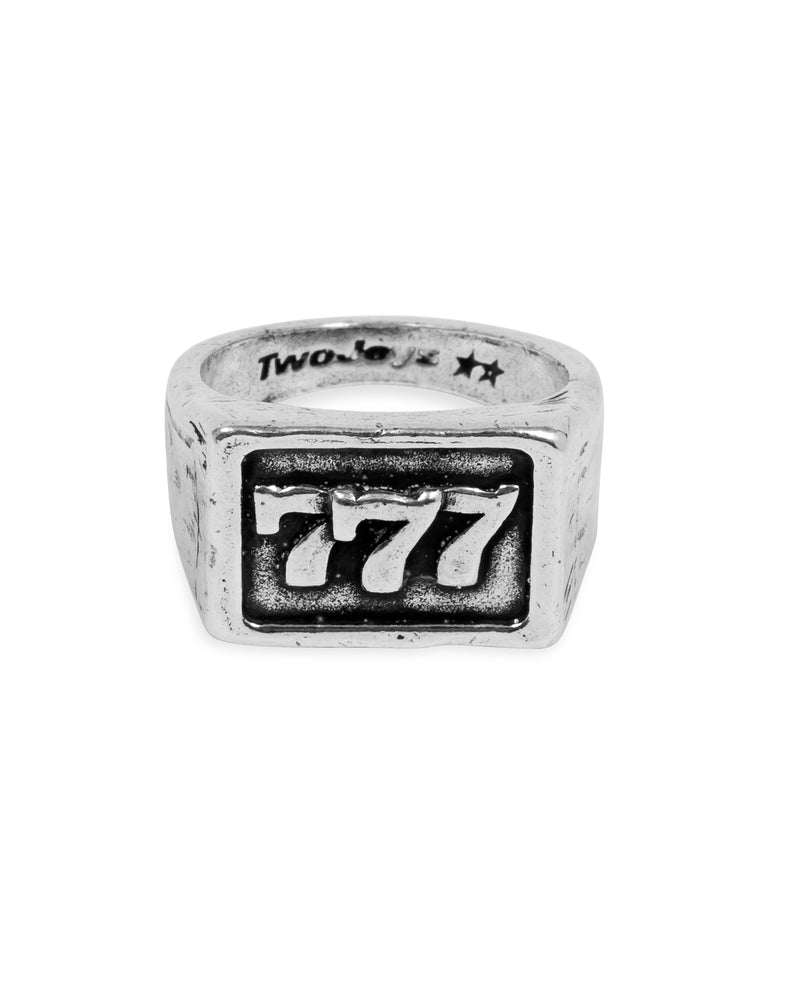 Anillo 777