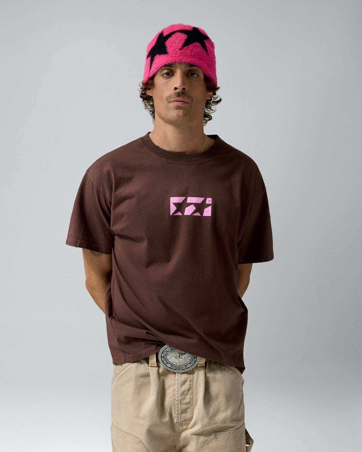 Framed Logo Tee Brown – worn by model