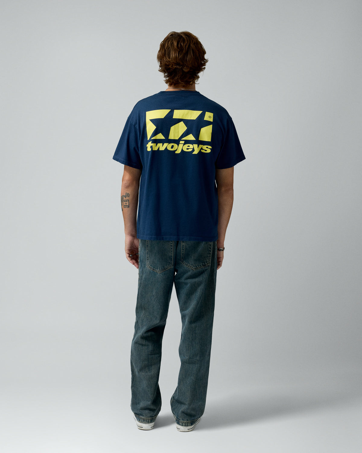 Framed Logo Tee Navy – worn by model