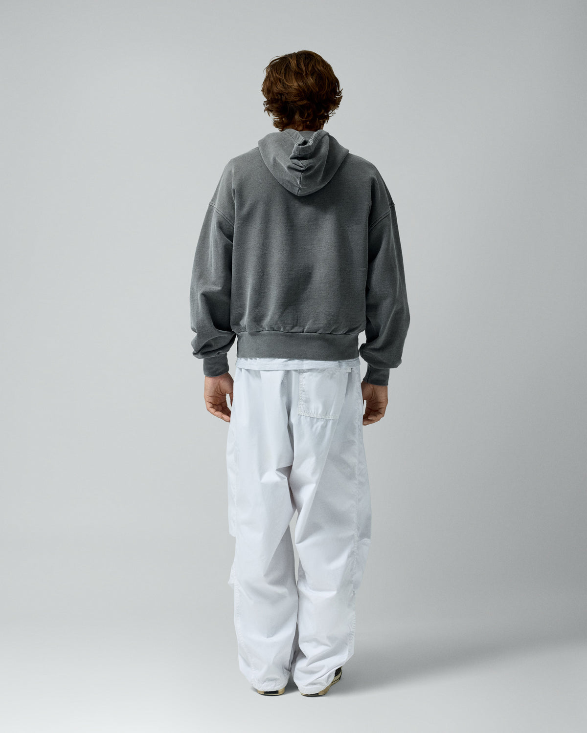 Framed Logo Hoodie Ash – worn by model