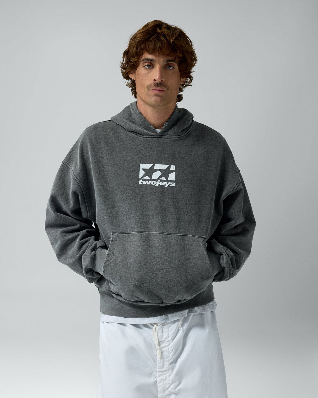 Framed Logo Hoodie Ash – worn by model