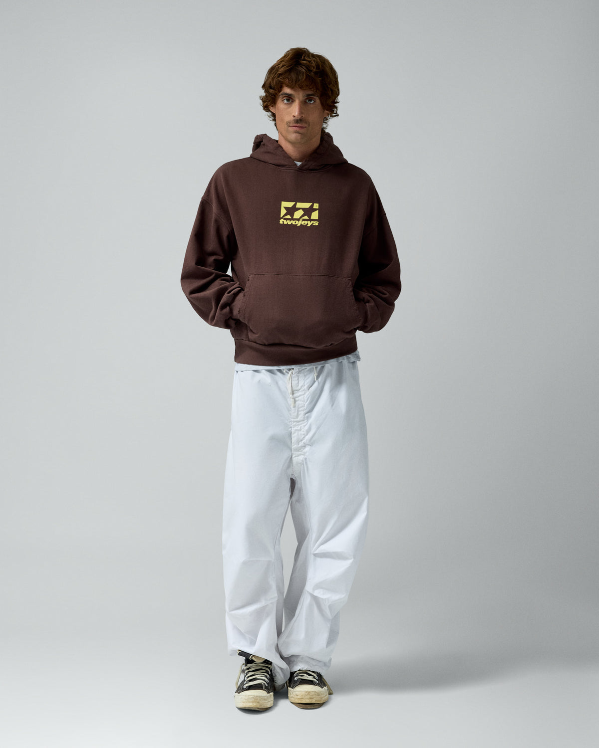 Framed Logo Hoodie Brown – worn by model