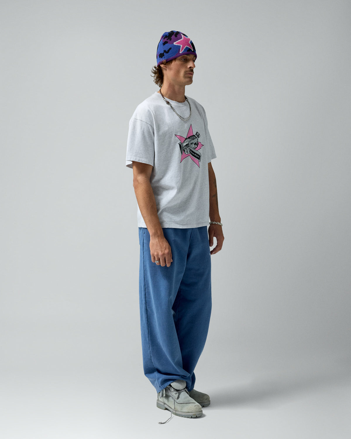Camera Crew Tee Grey Melange – worn by model