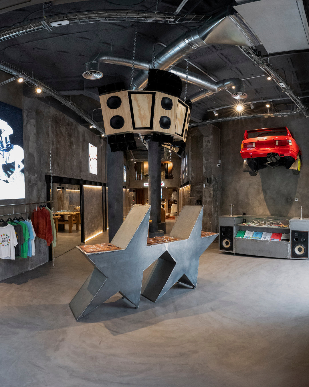 Barcelona Flagstore