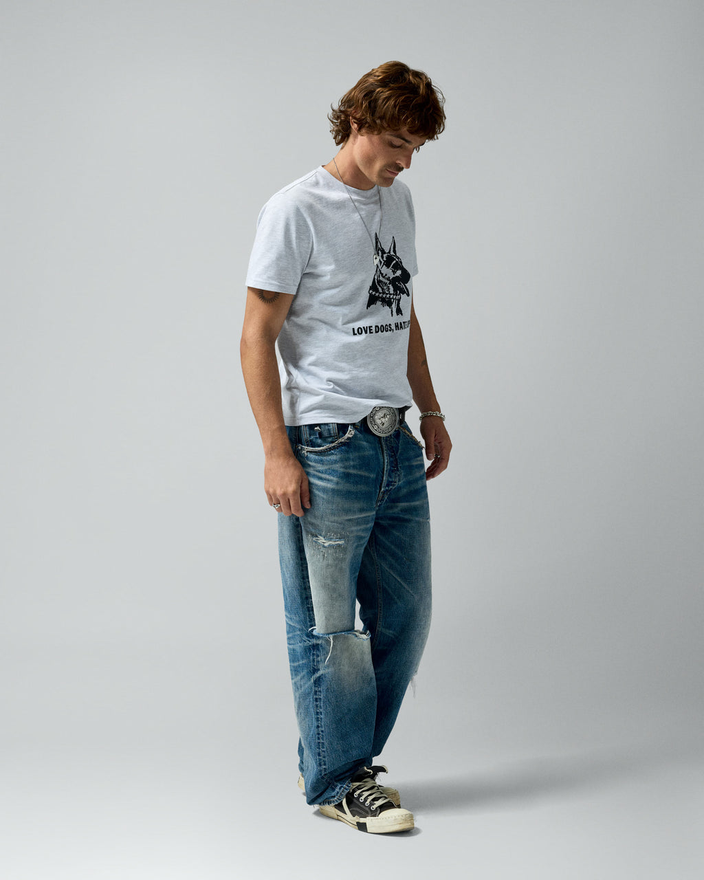 OPPS Tee Grey Melange – worn by model