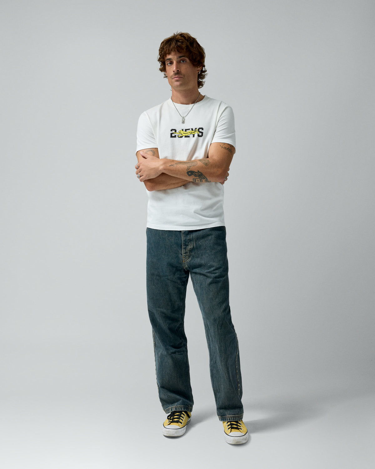 Panther Tee White – worn by model