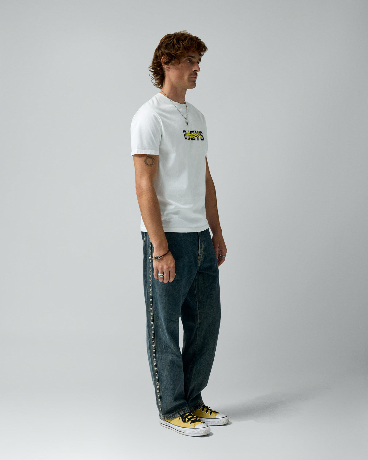 Panther Tee White – worn by model