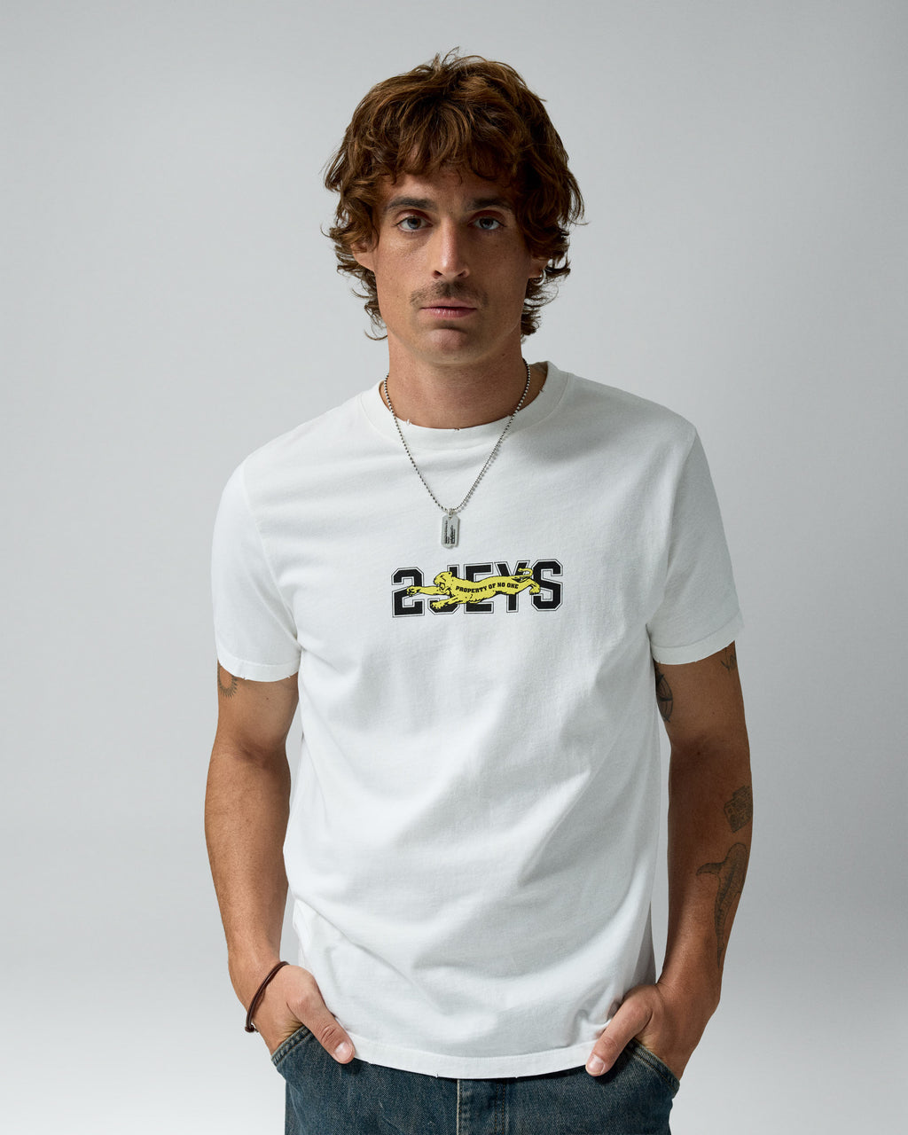 Panther Tee White – worn by model