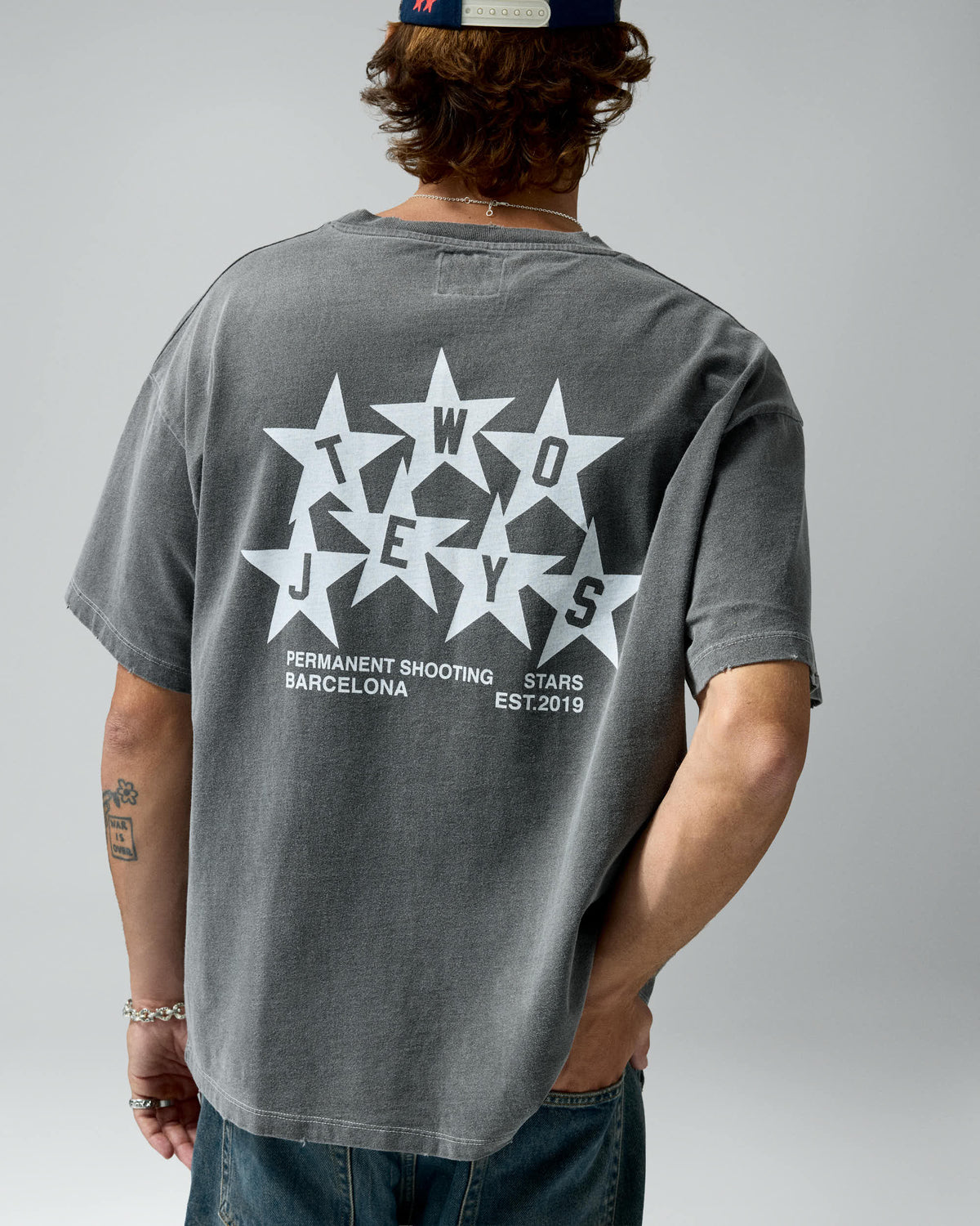 Permanent Shooting Stars Tee Ash – worn by model
