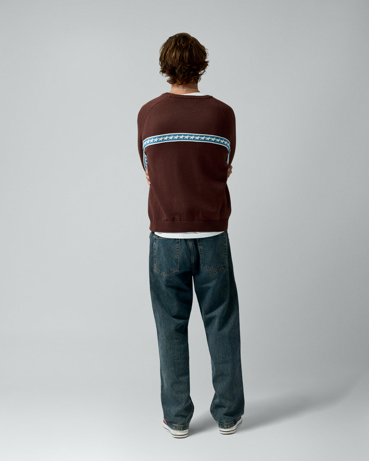 Starline Knit Brown Crewneck – worn by model