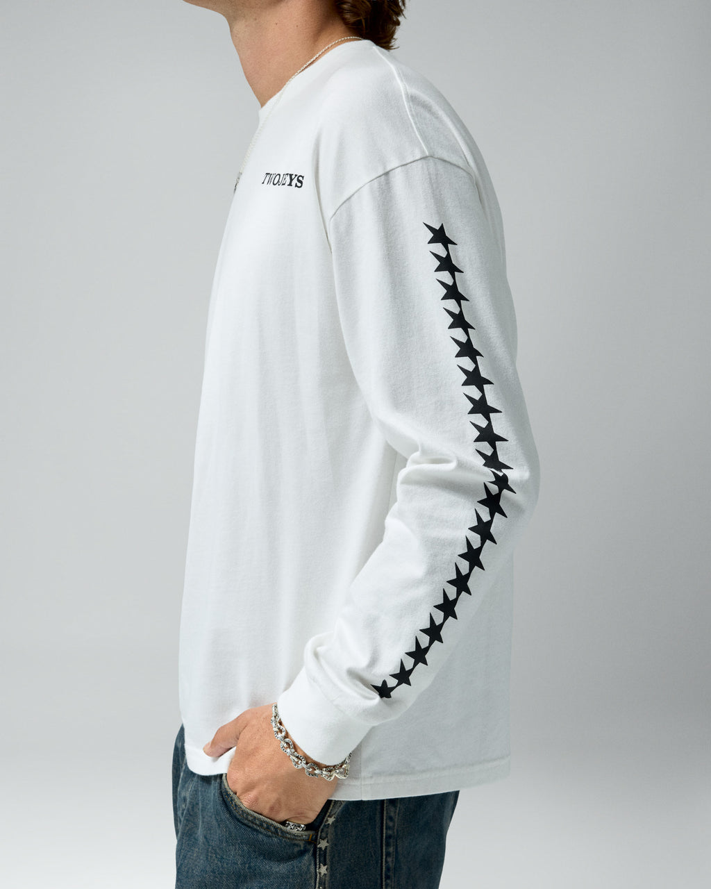 Starline Long Sleeve Tee White – worn by model