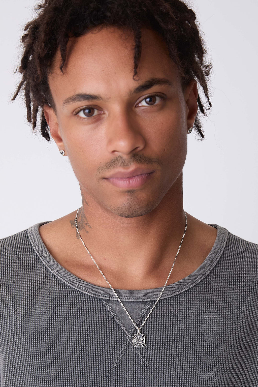 Axis Necklace