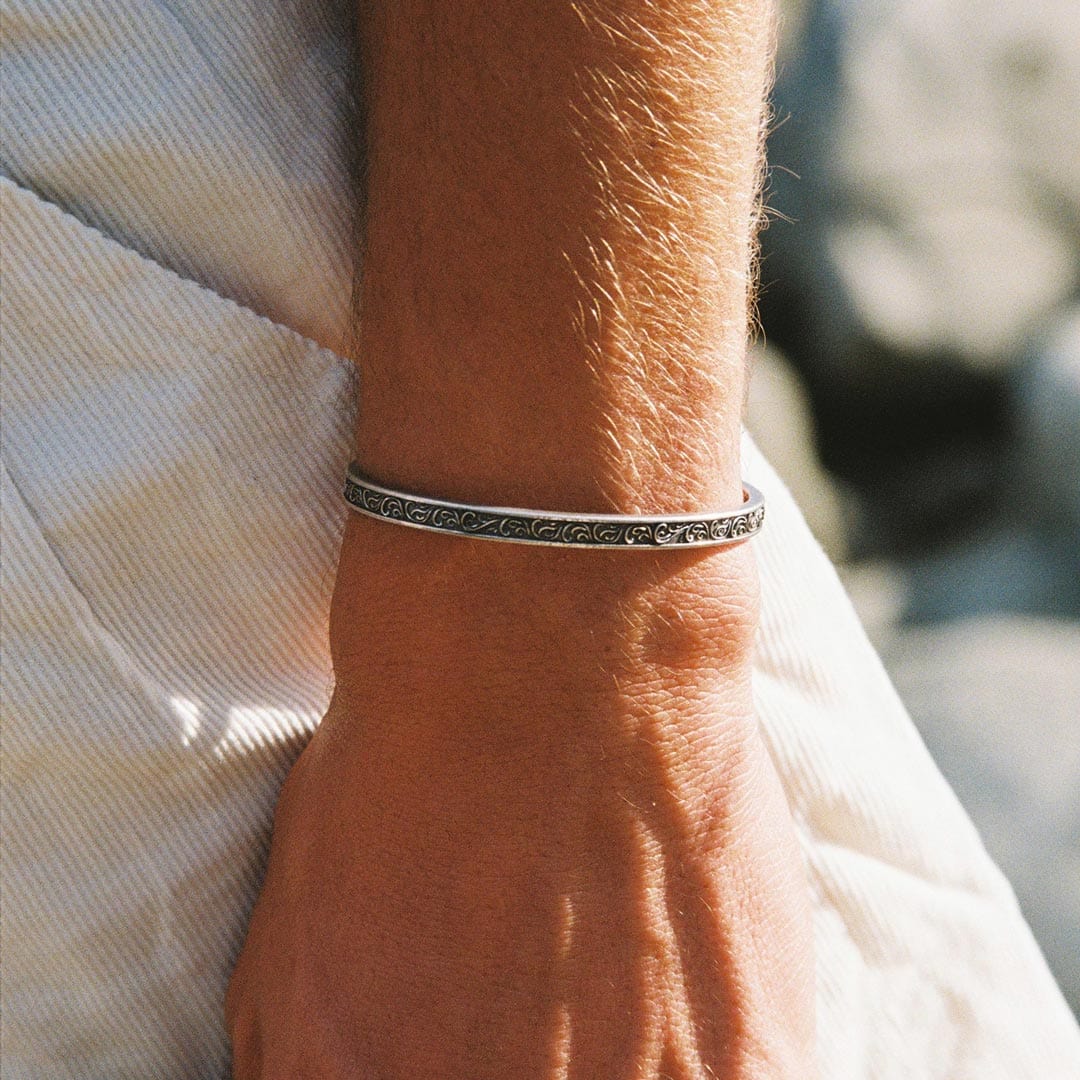 Twojeys bracelet EAST