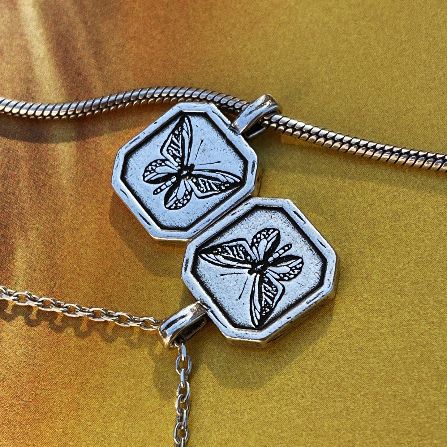 Twojeys pendant anchor Anchor Butterfly Effect Anchor