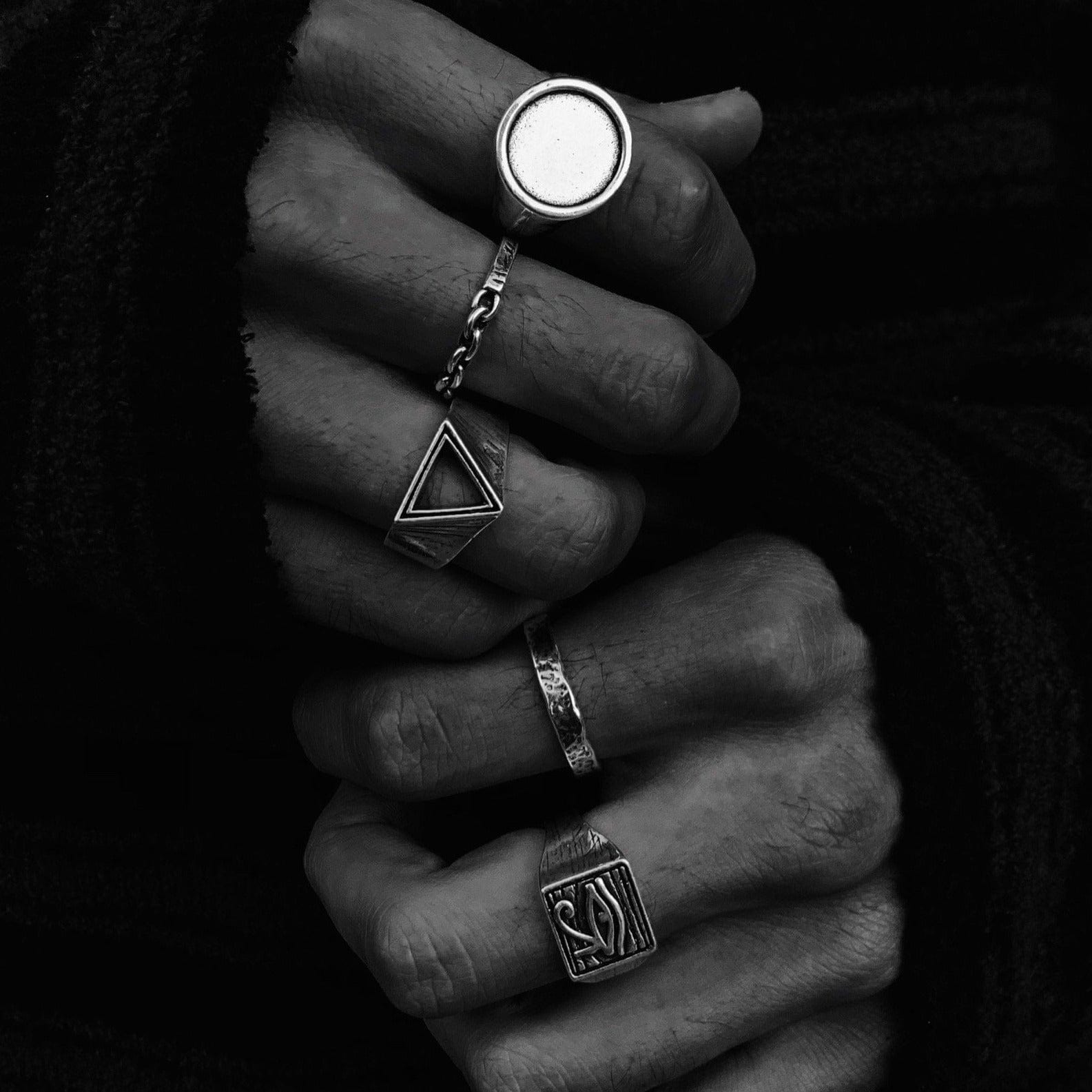 Twojeys rings Mad Max Ring